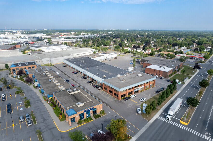 More Photos Of 151 Boul De Mortagne, Boucherville Flex For Lease
