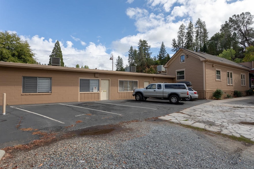 More Photos Of 537 Main St, Placerville Freestanding For Sale