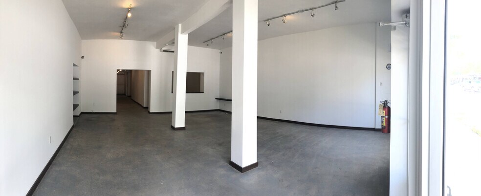 More Photos Of 3438 N Miami Ave, Miami Storefront For Lease