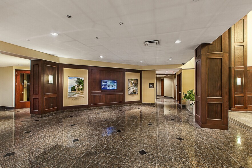 More Photos Of 39500 High Pointe Blvd, Novi Office For Lease