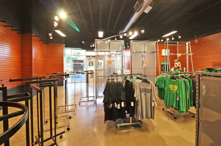 More Photos Of 1079 Valley River Way, Eugene Unknown For Lease