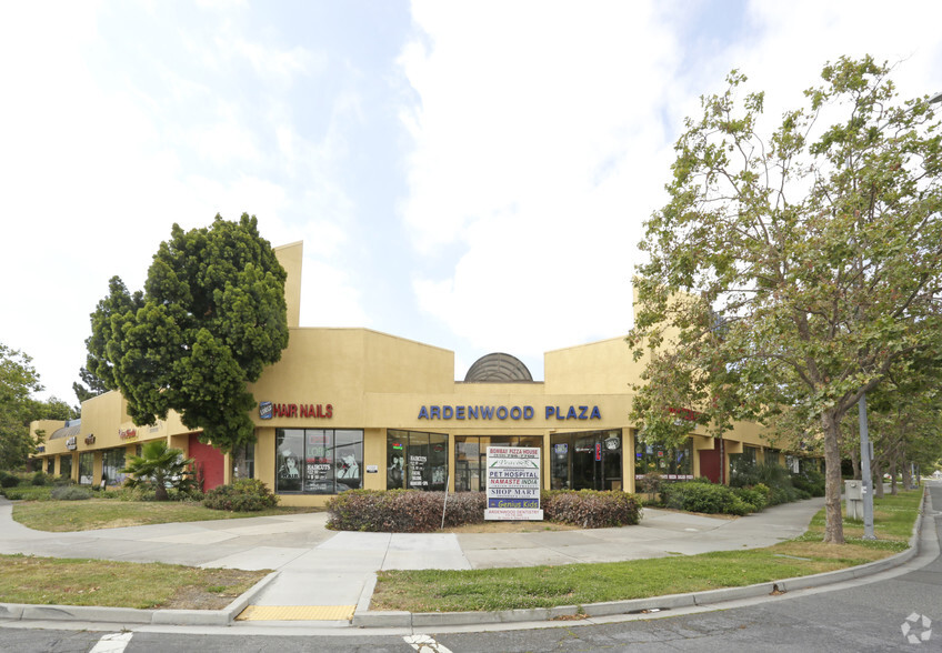 Primary Photo Of 4900-4966 Paseo Padre Pky, Fremont Unknown For Lease