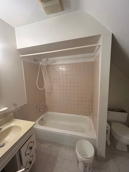 More Photos Of 409 4th St, Monongahela Apartments For Sale