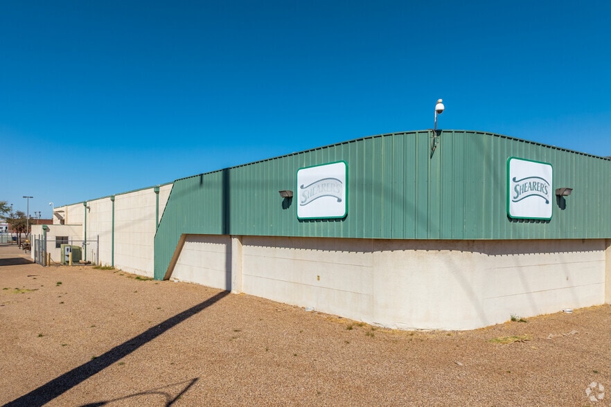 More Photos Of 3203 Avenue B, Lubbock Food Processing For Lease