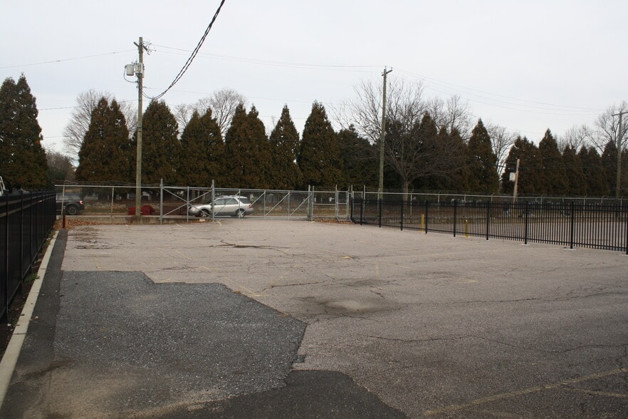 More Photos Of 5520 Harbison Ave, Philadelphia Religious Facility For Sale