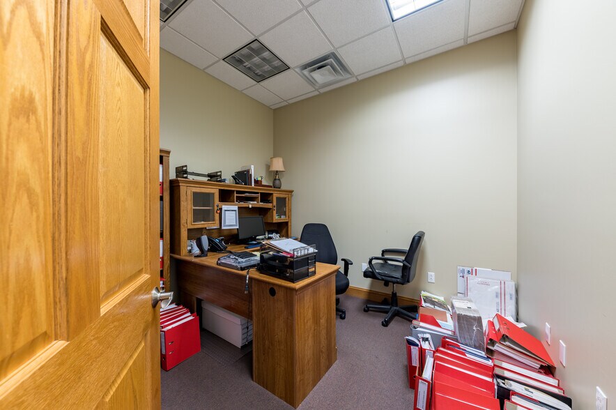 More Photos Of 315 High St, Morgantown Office For Sale