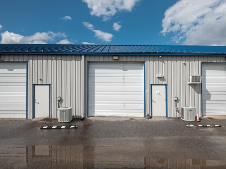 More Photos Of 6 Celtic Dr, Arden Warehouse For Lease