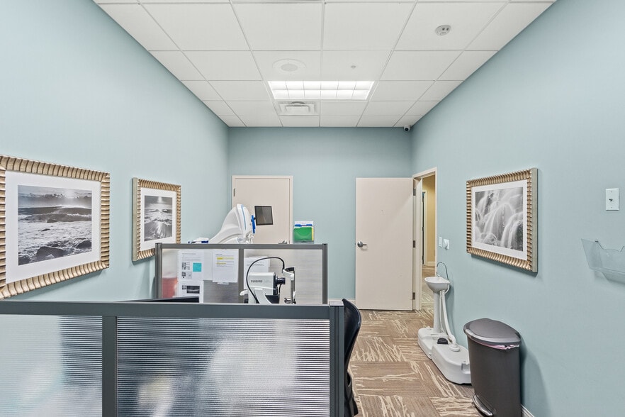 More Photos Of 6705 S Red Rd, Coral Gables Office Residential For Lease