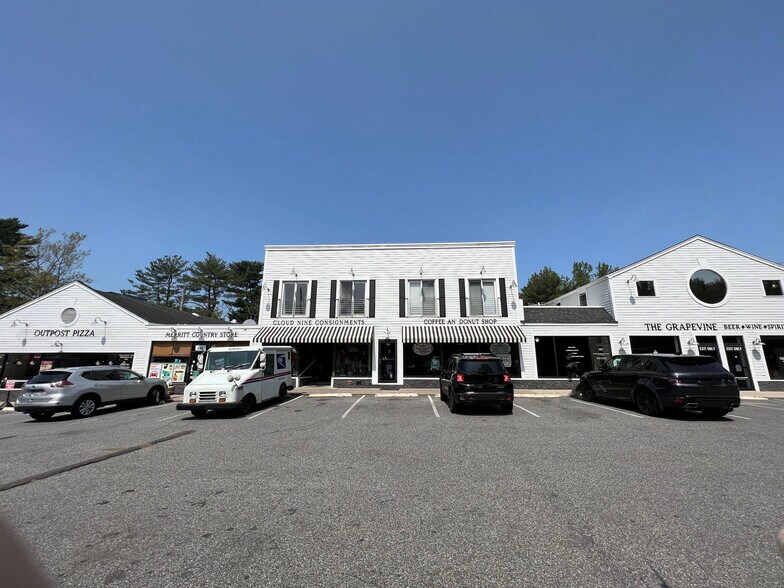 More Photos Of 345 Main St, Westport Storefront Retail Office For Lease