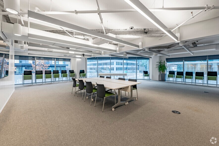 More Photos Of 2001 L St NW, Washington Coworking Space