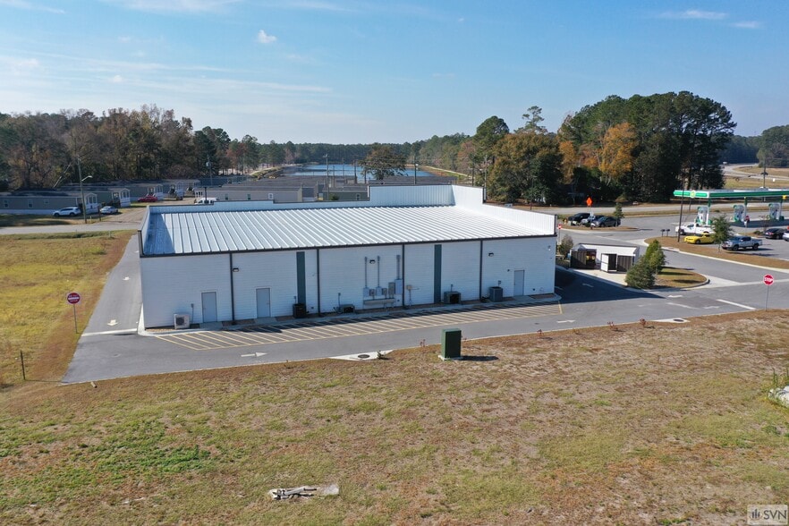 More Photos Of 745 Mccall Rd, Springfield Restaurant For Lease