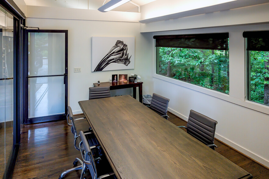 More Photos Of 401 Office Park Dr, Birmingham Office For Sale