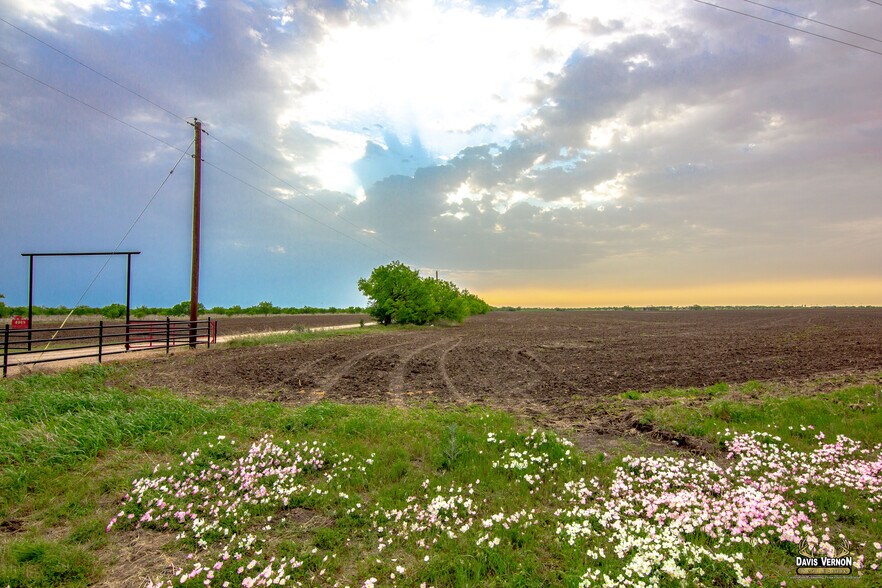 Primary Photo Of TBD 36 Hwy, Abilene Land For Lease