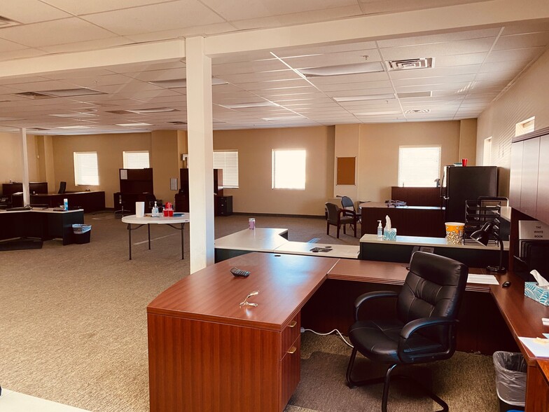 More Photos Of 517 W 100 N, Providence Loft Creative Space For Lease