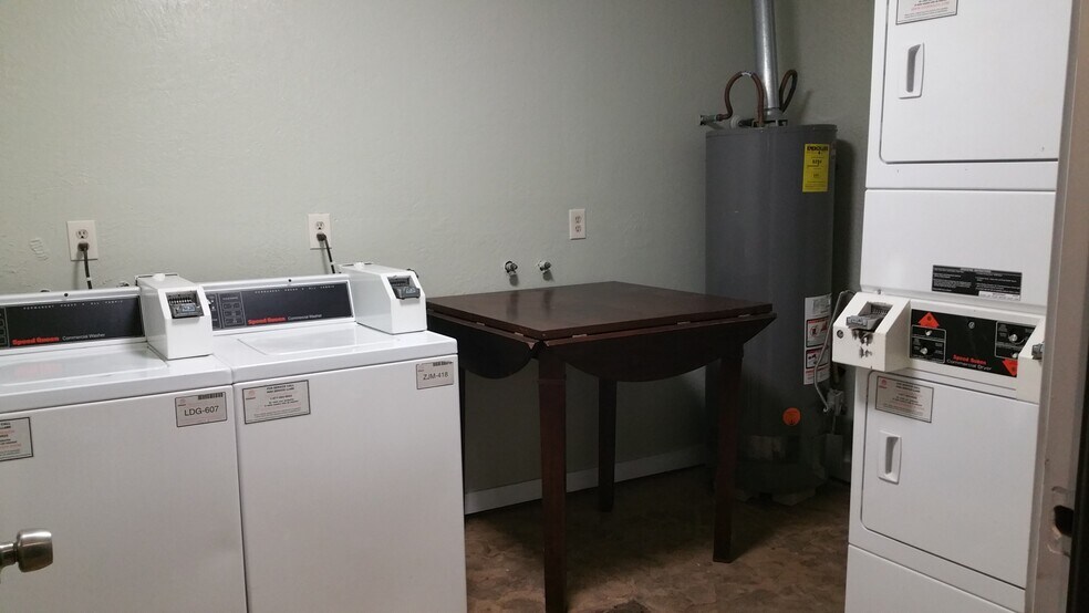 More Photos Of 1101 E Main St, League City Apartments For Sale