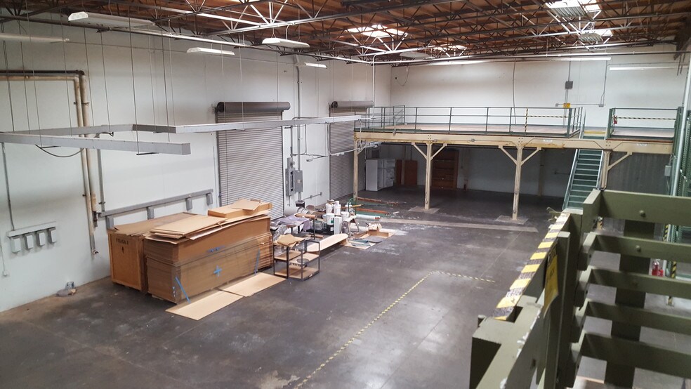 More Photos Of 1965 Kellogg Ave, Carlsbad Warehouse For Sale