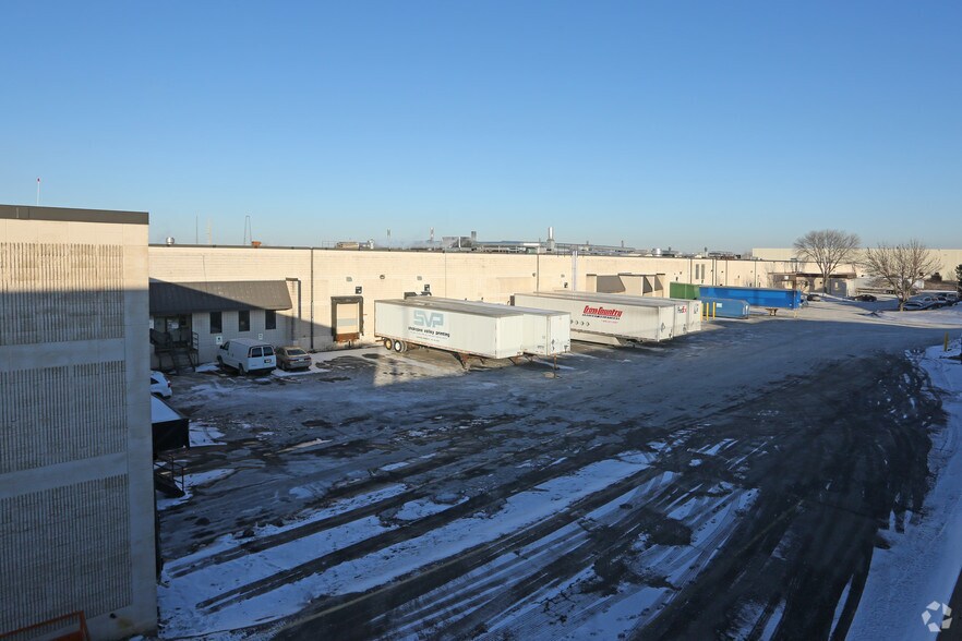 More Photos Of 5101 Valley Industrial Blvd S, Shakopee Warehouse For Lease