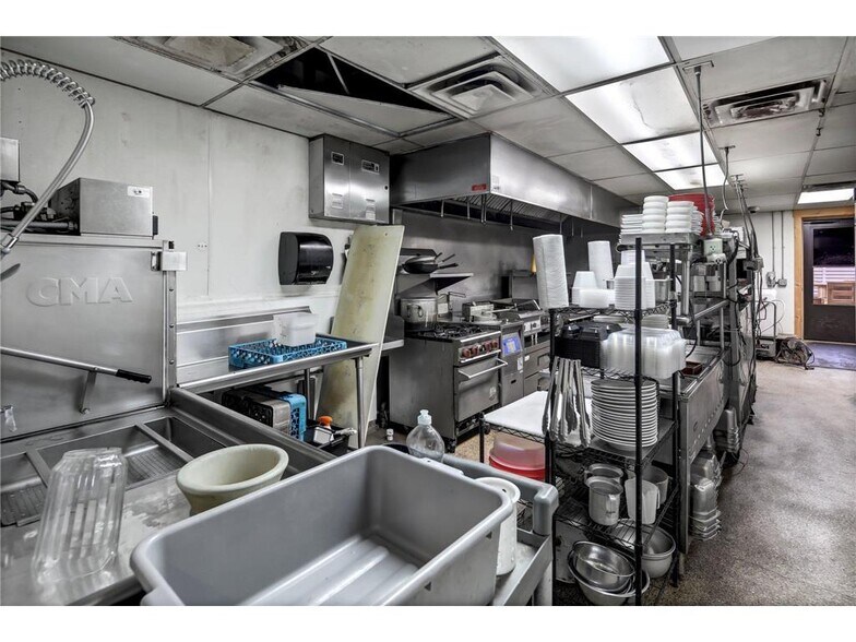 More Photos Of 39 N Union St, Mora Restaurant For Sale