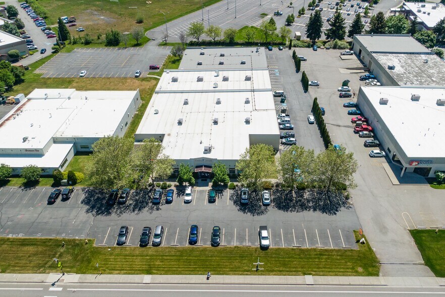 More Photos Of 22820 E Appleway Ave, Liberty Lake Office For Sale