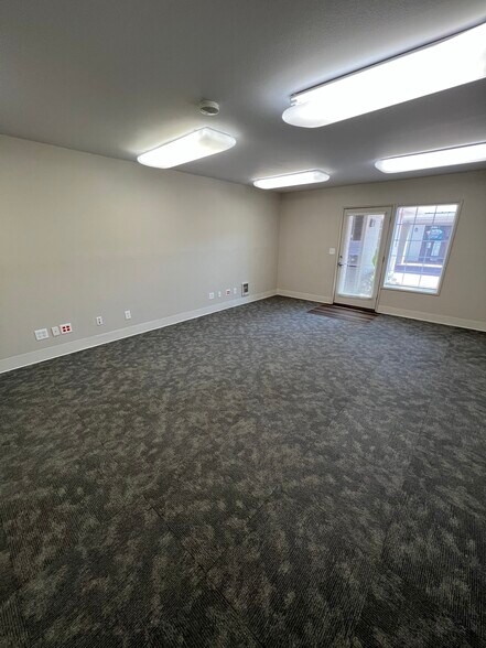 More Photos Of 4831 River Rd, Keizer Office For Lease