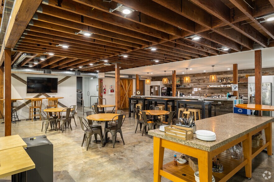 More Photos Of 380-388 El Camino Real, San Carlos Office For Lease
