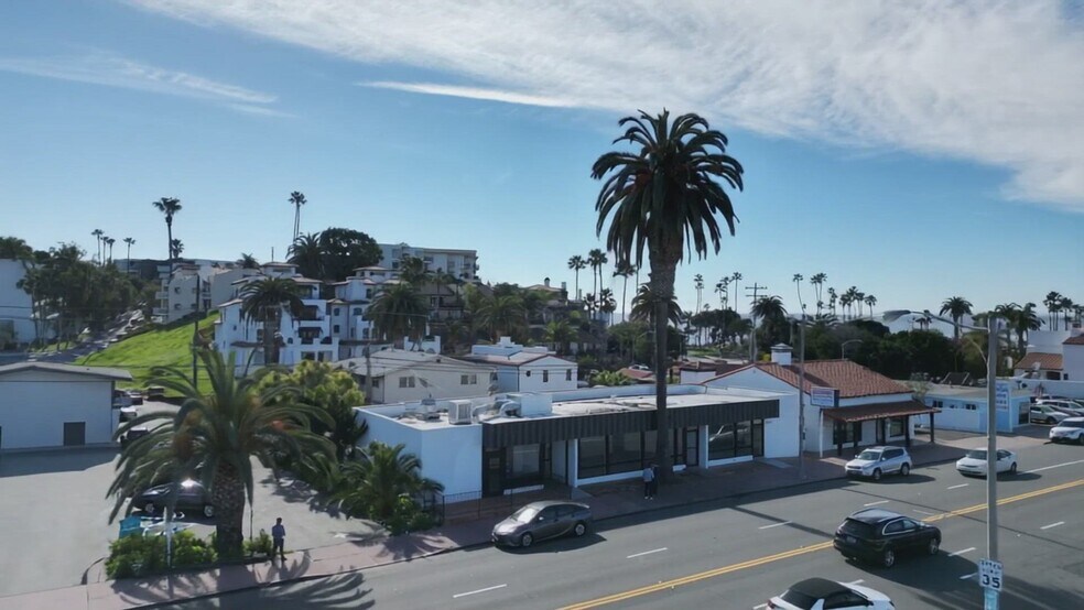 Primary Photo Of 1640 N El Camino Real, San Clemente Freestanding For Sale