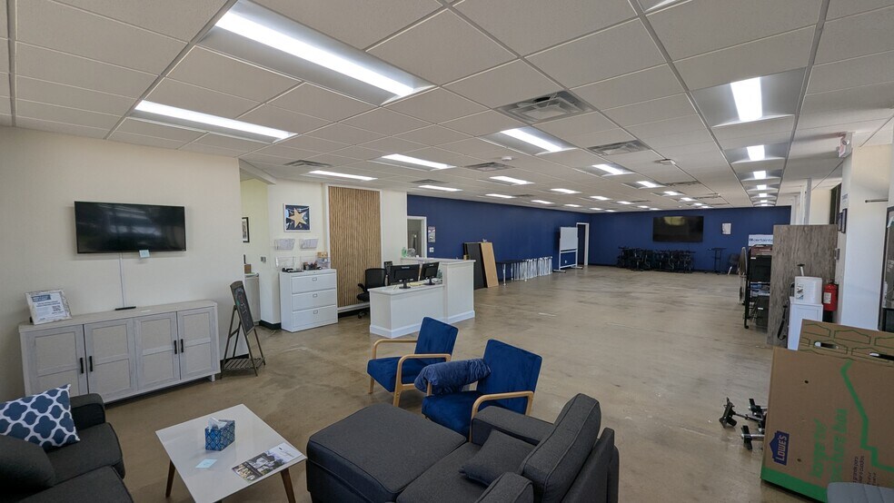 More Photos Of 315 Harwood Rd, Bedford Loft Creative Space For Lease