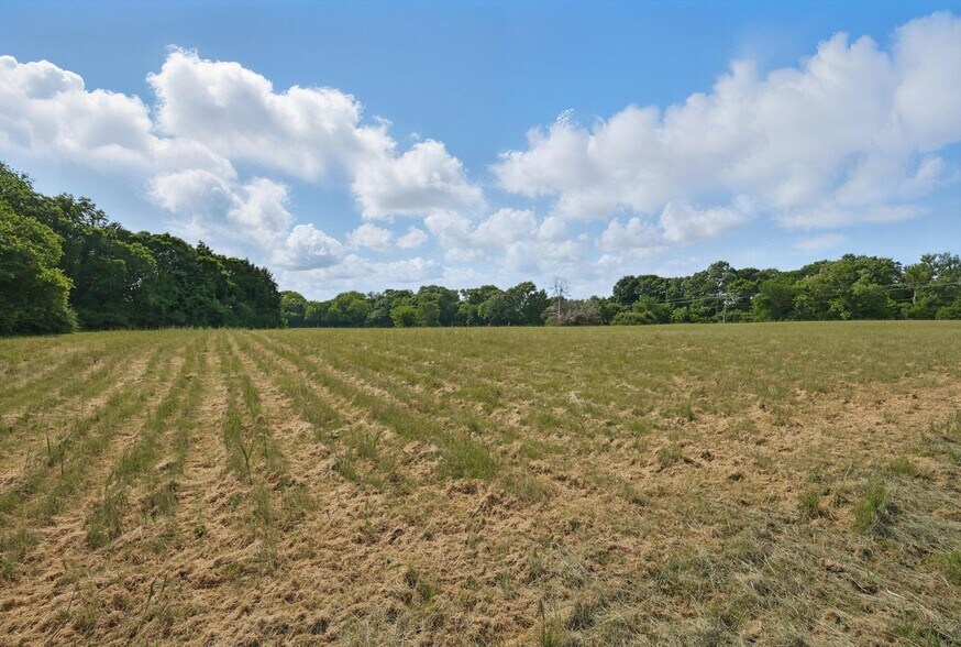 More Photos Of 699 W Wintergreen Rd, DeSoto Land For Sale