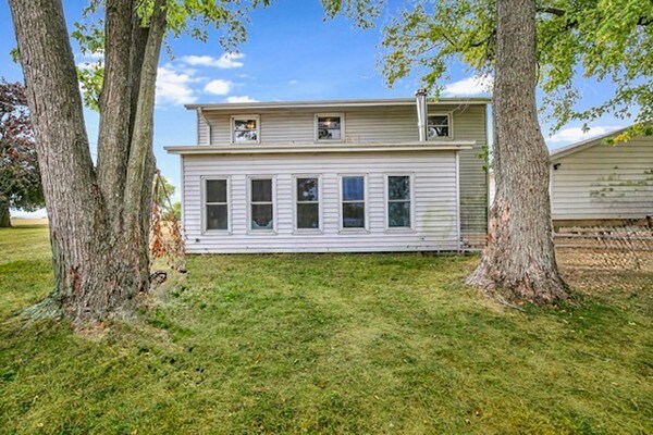 More Photos Of 3612 W Bloomington Rd, Champaign Truck Terminal For Sale