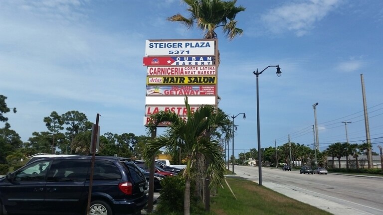 More Photos Of 5371 10th Ave N, Greenacres Storefront Retail Office For Lease
