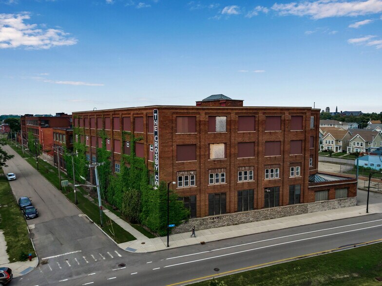 More Photos Of 203 Pratt St, Buffalo Manufacturing For Sale