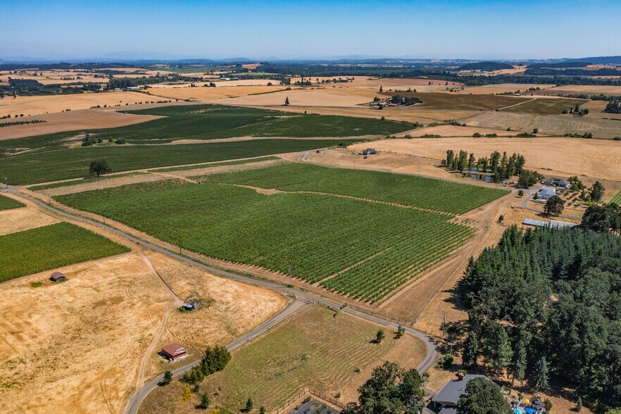 More Photos Of 10845 Brateng Rd, Monmouth Winery Vineyard For Sale
