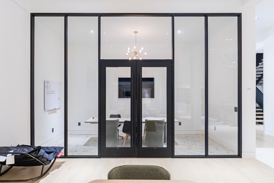 More Photos Of 918 J St, Sacramento Office Residential For Sale