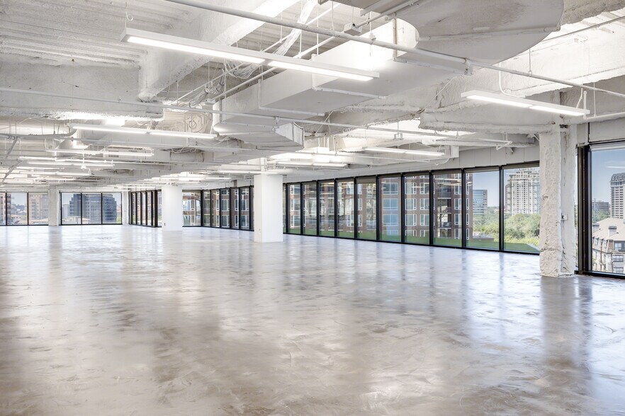 More Photos Of 3232 McKinney Ave, Dallas Office For Lease