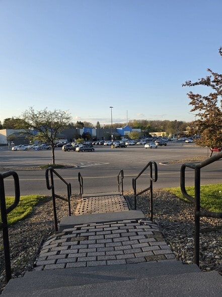 More Photos Of 1669 N Atherton St, State College Freestanding For Lease