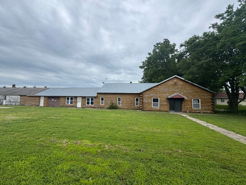 More Photos Of 21951 115th St, Iowa Falls Warehouse For Sale