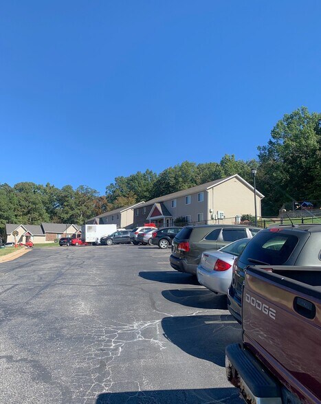 More Photos Of 611-617 Palisades Dr, Pacific Apartments For Sale