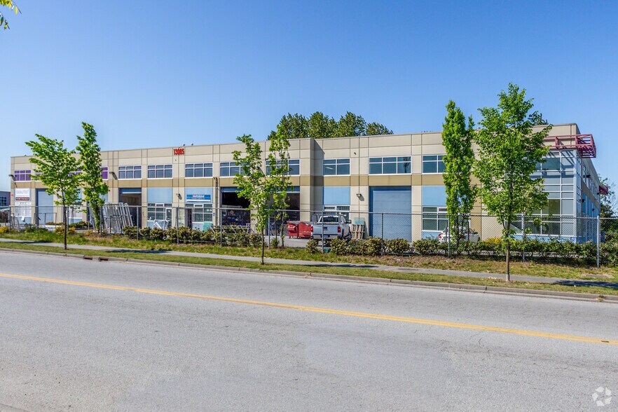 More Photos Of 13085 115th Ave, Surrey Warehouse For Lease