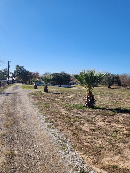 More Photos Of 23927 Alanwood Dr, San Antonio Manufactured Housing Mobile Home Park For Sale