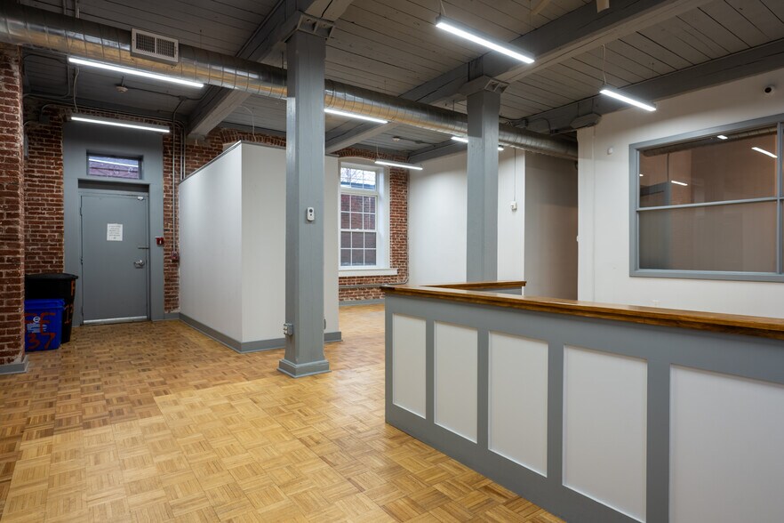 More Photos Of 137-145 W Berkley St, Philadelphia Warehouse For Lease