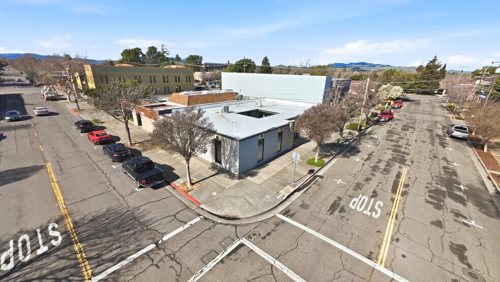 More Photos Of 801 Jefferson St, Fairfield Medical For Sale