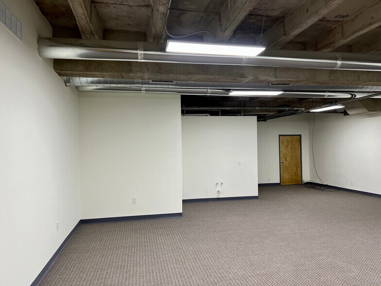 More Photos Of 558 Gravois Rd, Fenton Office For Lease