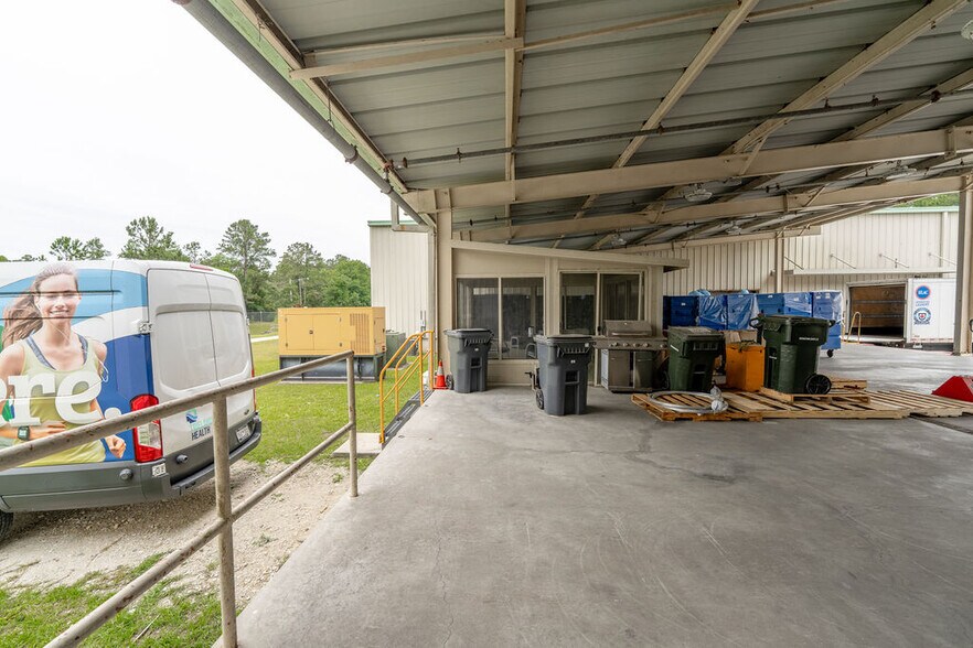 More Photos Of 149 Piper Ln, Georgetown Industrial For Lease