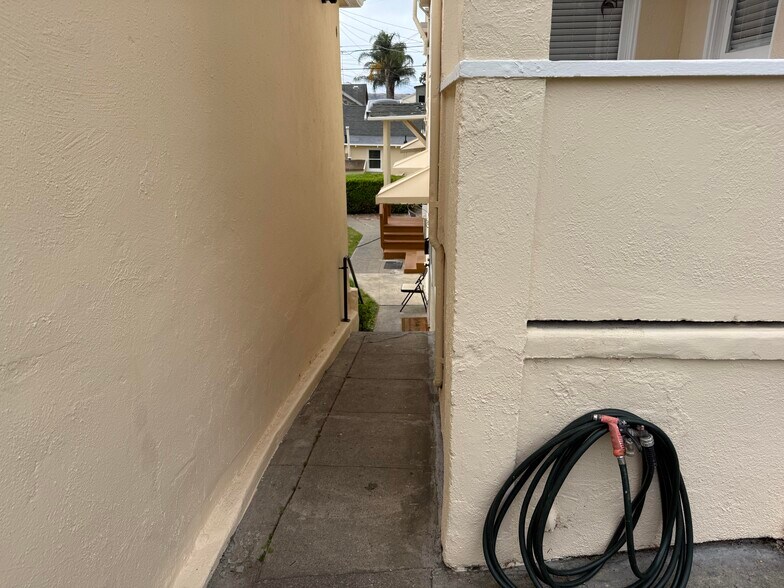 More Photos Of 409 Carolina St, Vallejo Multifamily For Sale