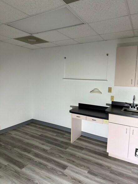 More Photos Of 3120 SW 27th Ave, Ocala Medical For Lease