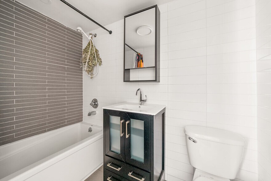 More Photos Of 579 Classon Ave, Brooklyn Apartments For Sale