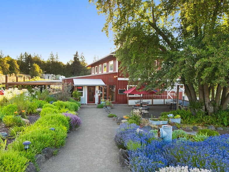 More Photos Of 101 Provence View Ln, Sequim Restaurant For Sale