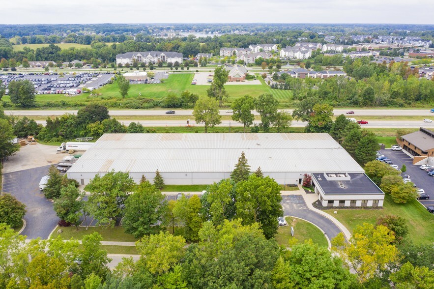 More Photos Of 255 N Alloy Dr, Fenton Warehouse For Sale