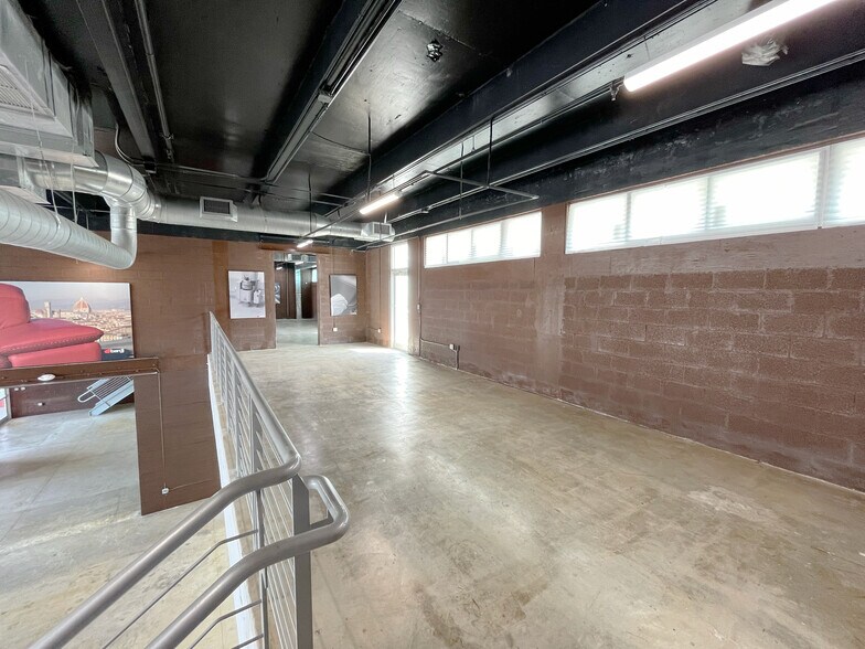 More Photos Of 6301 Biscayne Blvd, Miami Unknown For Lease