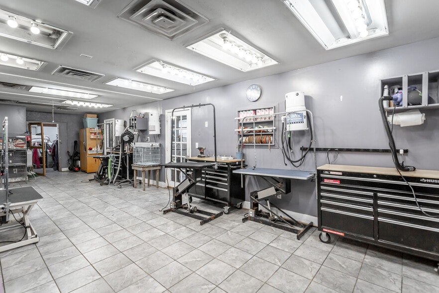 More Photos Of 8995 Dayton Pike, Soddy Daisy Restaurant For Sale